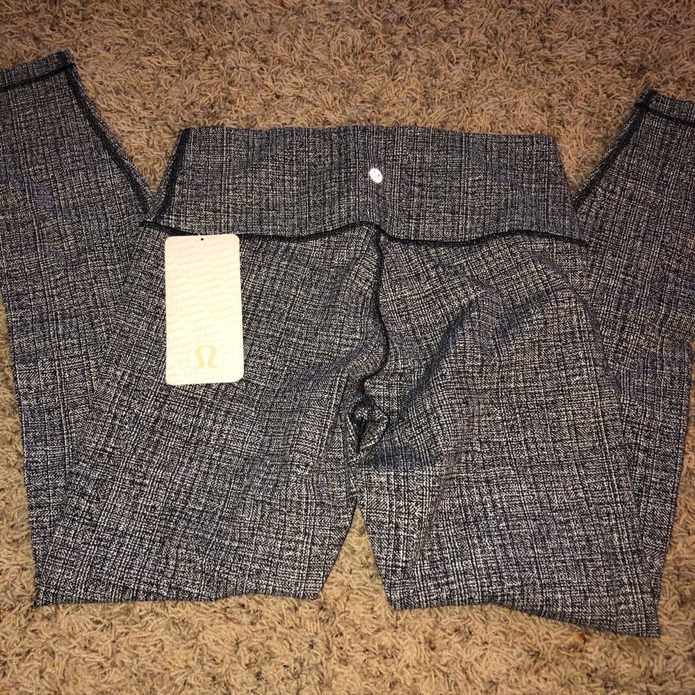 BNWT lululemon wonder under HR leggings